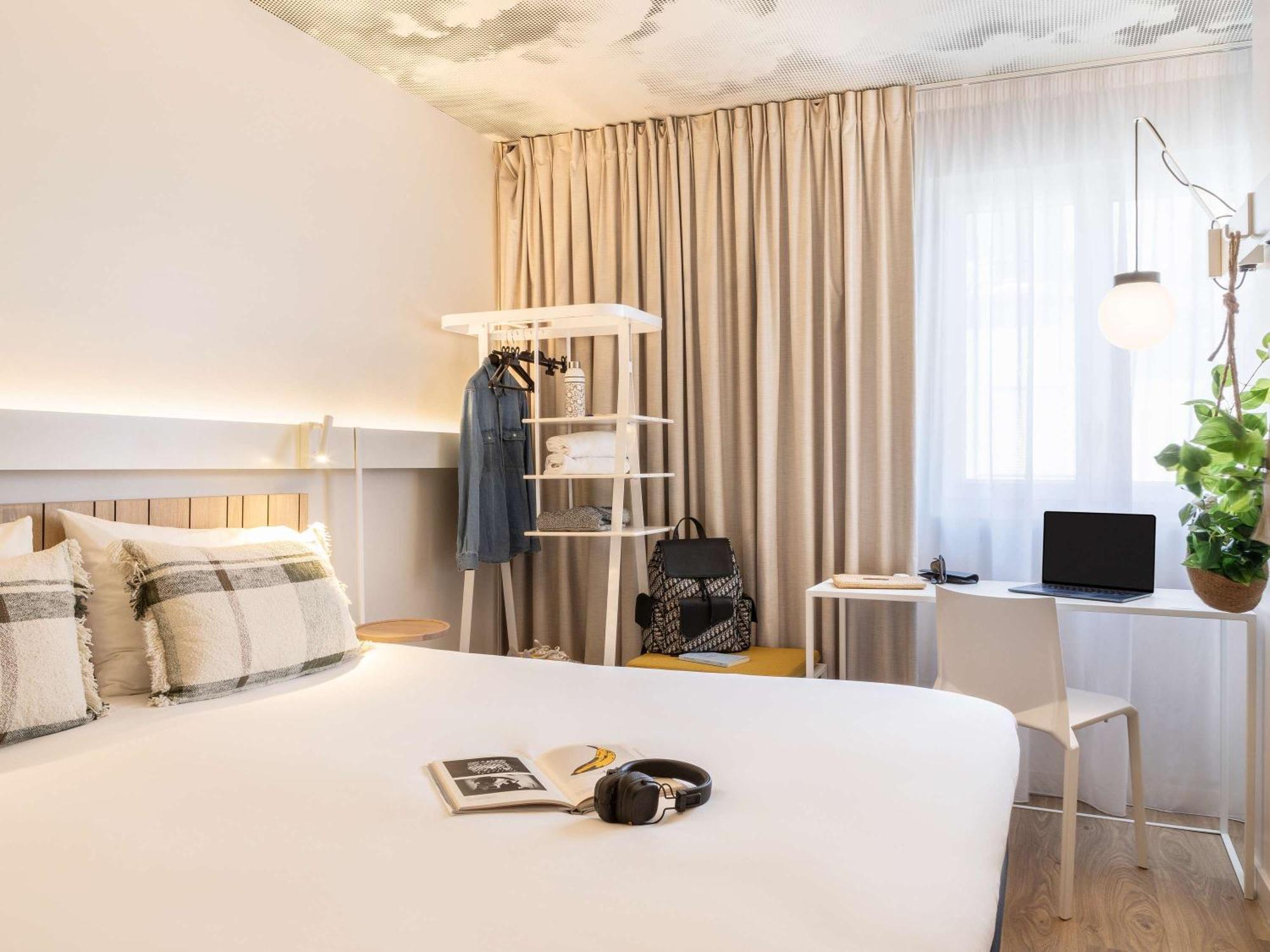 Hotel Ibis Maine Montparnasse Parigi Esterno foto