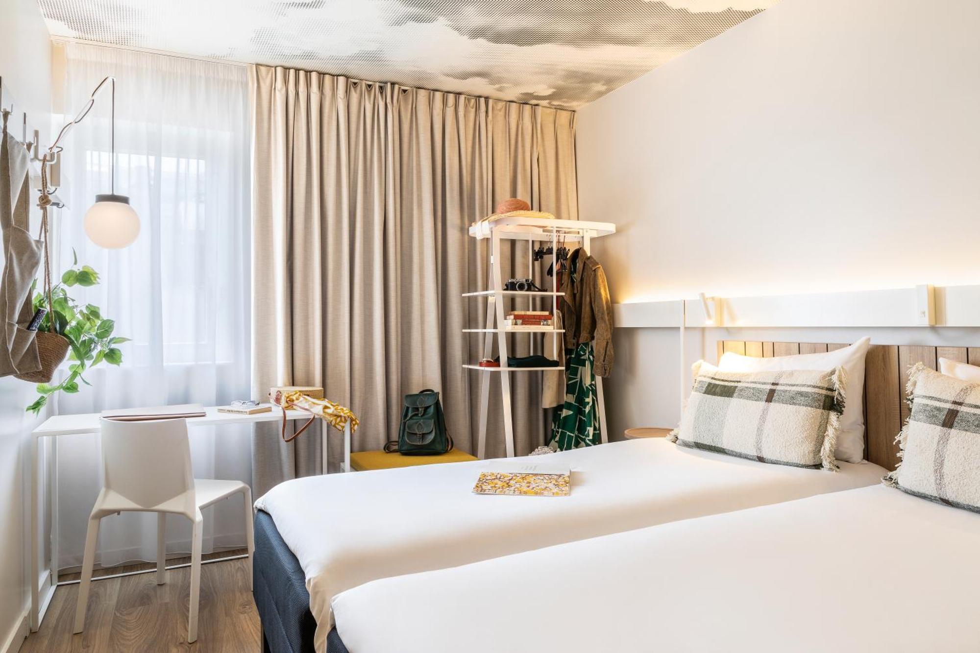 Hotel Ibis Maine Montparnasse Parigi Esterno foto