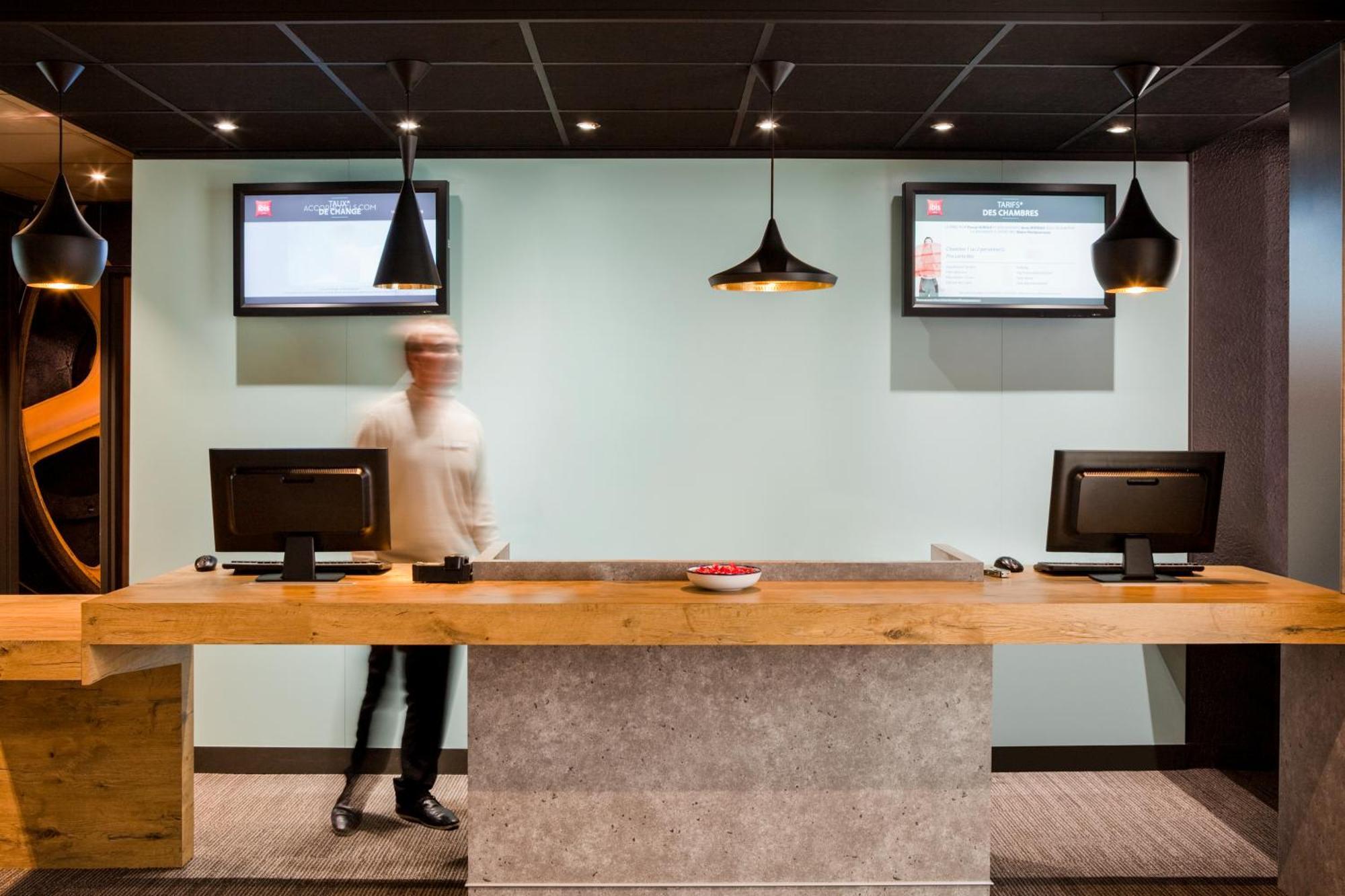 Hotel Ibis Maine Montparnasse Parigi Esterno foto
