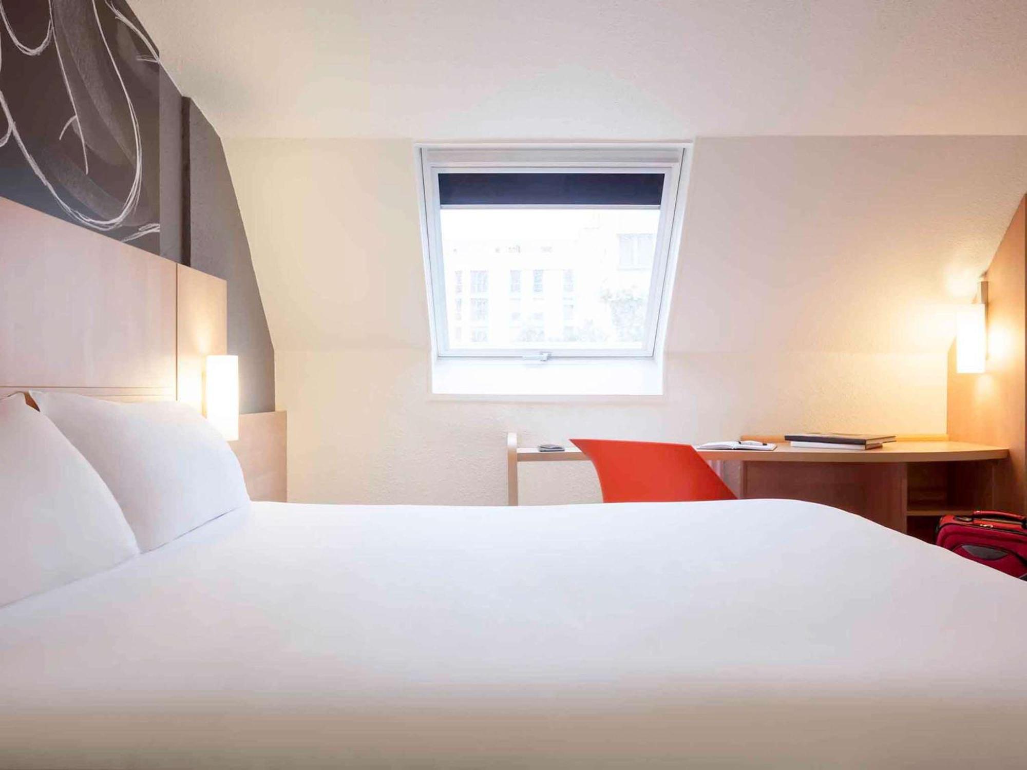 Hotel Ibis Maine Montparnasse Parigi Esterno foto