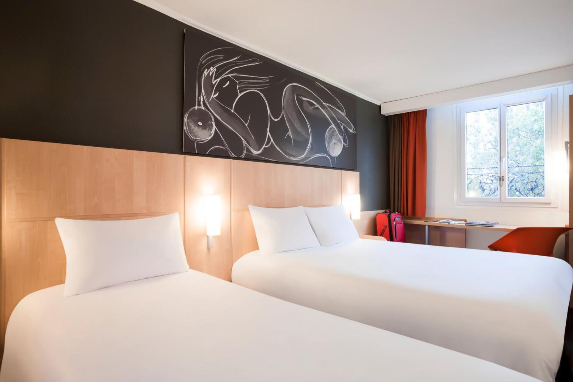 Hotel Ibis Maine Montparnasse Parigi Esterno foto