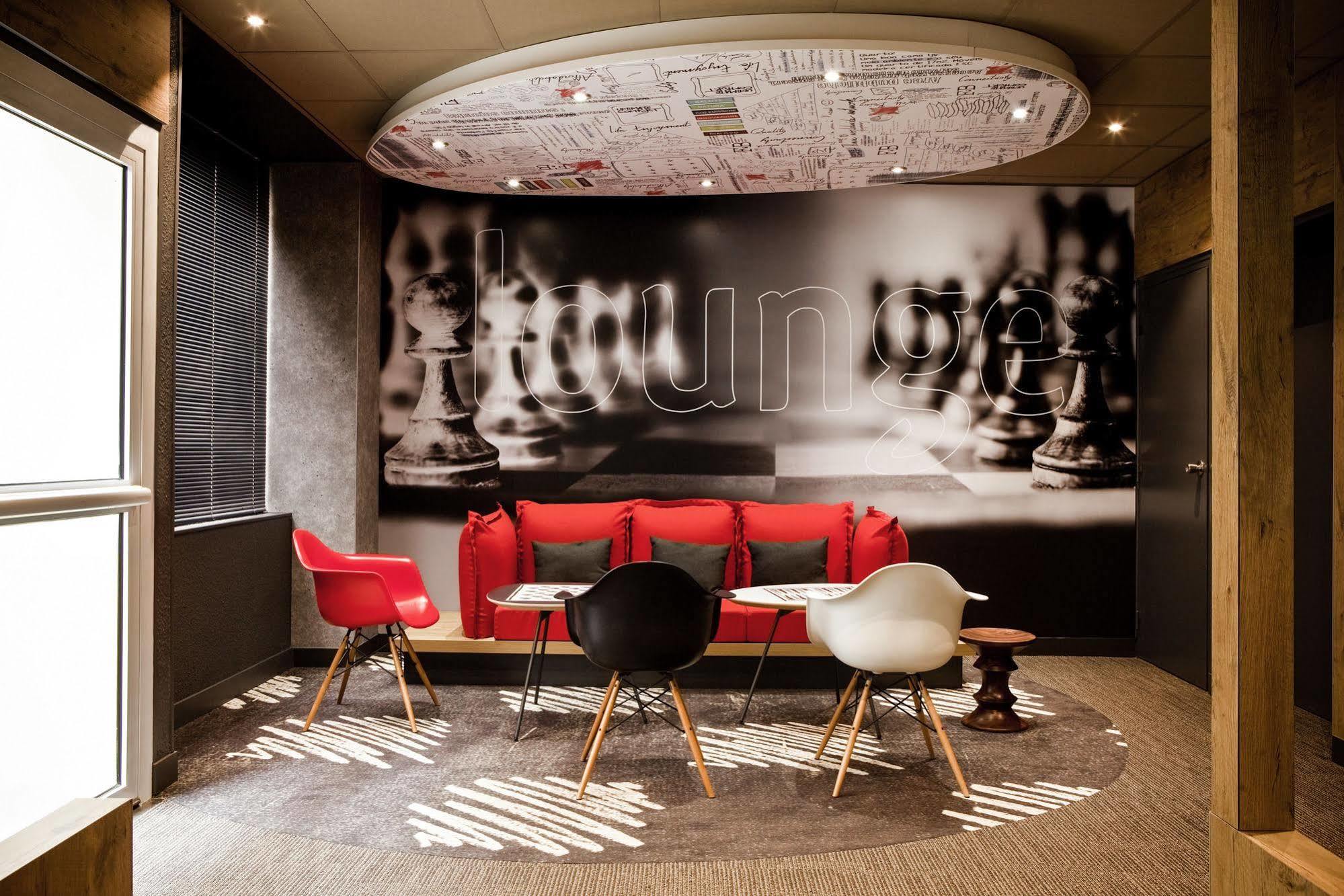 Hotel Ibis Maine Montparnasse Parigi Esterno foto