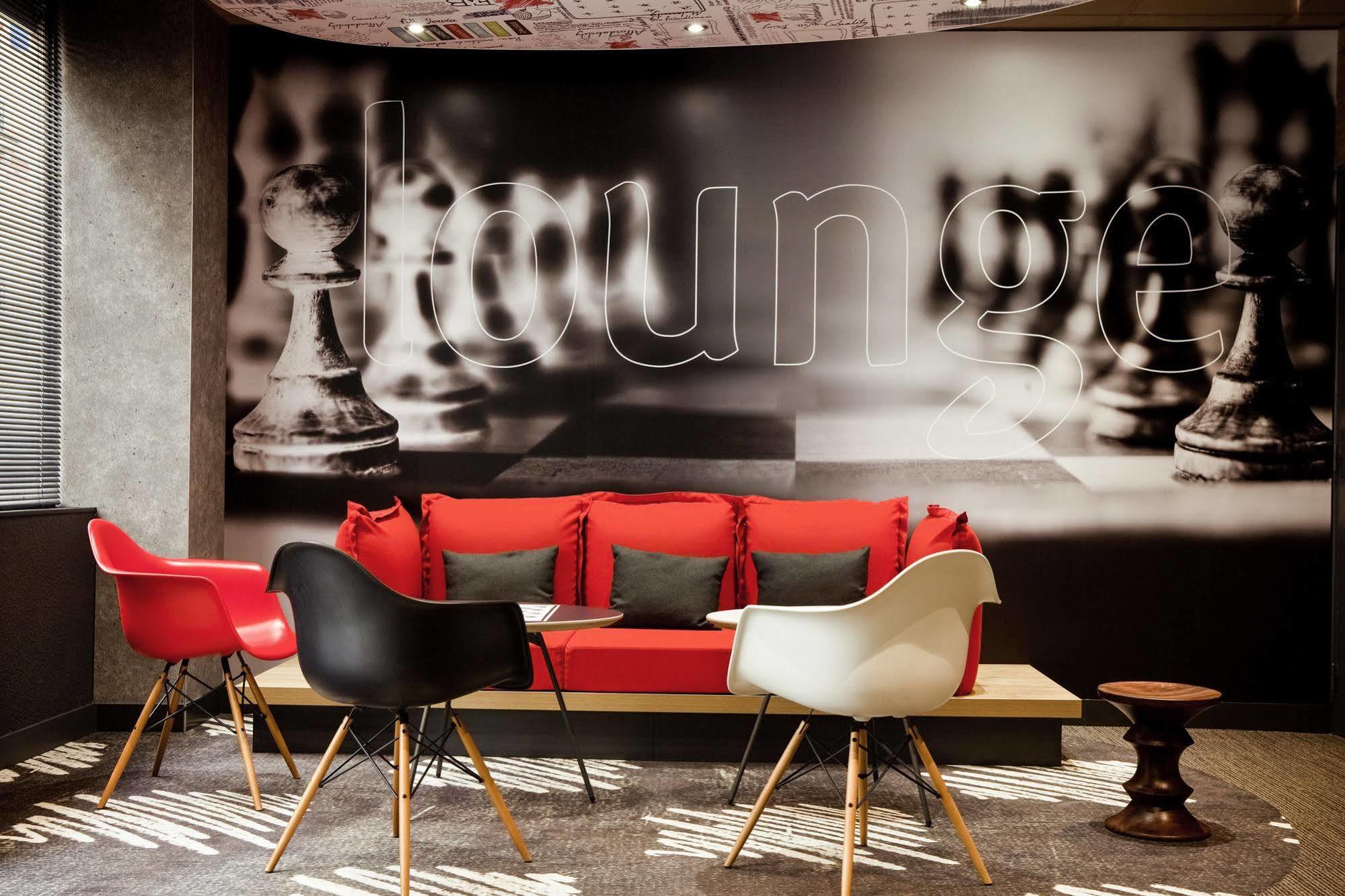 Hotel Ibis Maine Montparnasse Parigi Esterno foto